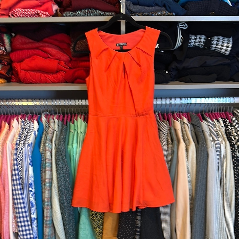 Express orange front keyhole cut out sleeveless dress size 0